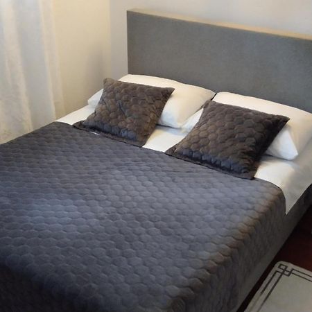 Old Town Lux Apartment Baska  Bagian luar foto